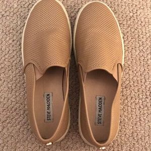 Steve Madden tan sneakers